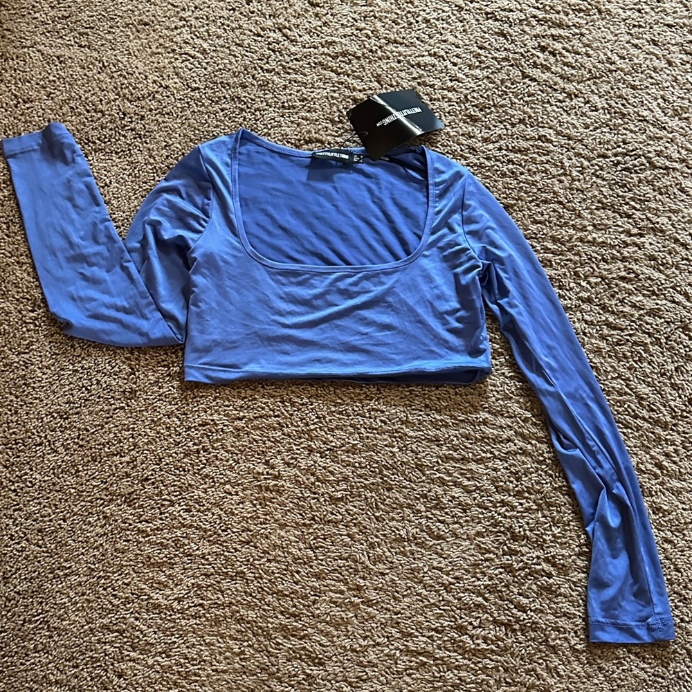 PrettyLittleThing Asymmetrical Blue Long Sleeve Crop Blouse